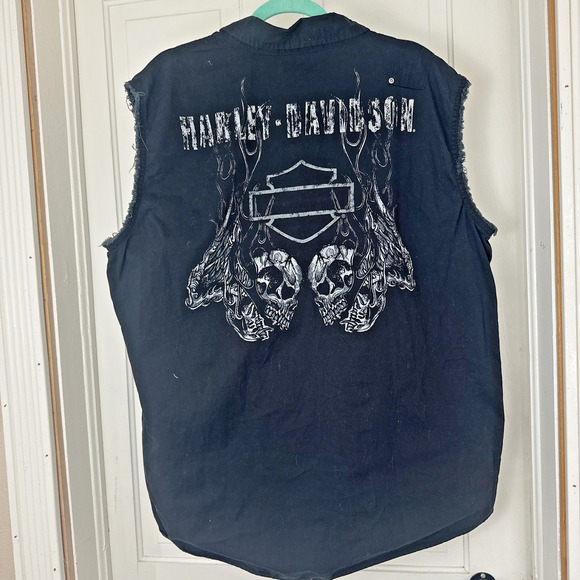 Harley Davidson Black~ Shirt~Button Front~ Cut Off Sleeves~Frayed~ Size X-Large - Picture 1 of 9